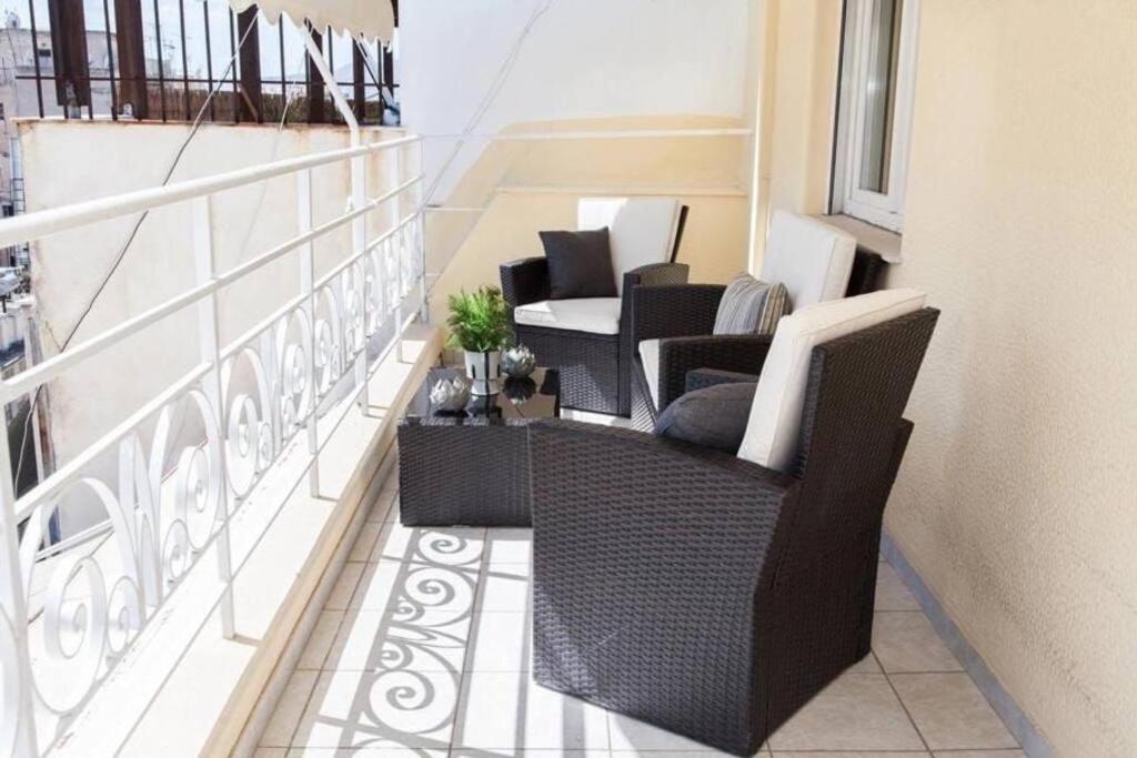 Apartament Ipeirou Central Ateny Zewnętrze zdjęcie